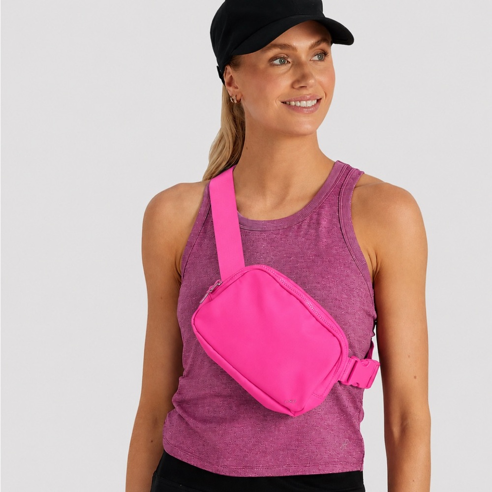 Freely MIA Belt Bag